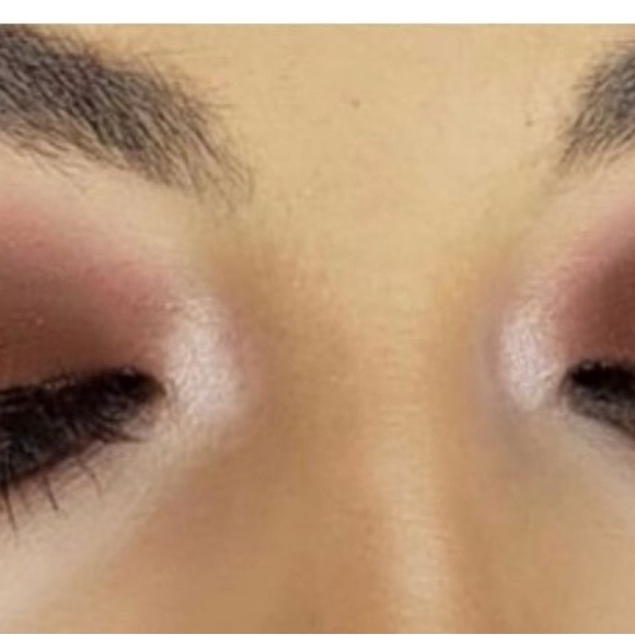 MAC shadow IF IT AIN'T BAROQUE Frost eyeshadow NIB - Picture 4 of 7